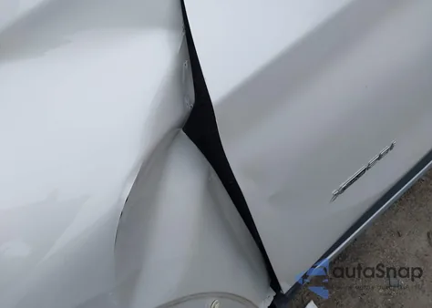 2018 BMW X1 xDrive28I из США, поврежденный, VIN WBXHT3C36J5F88899